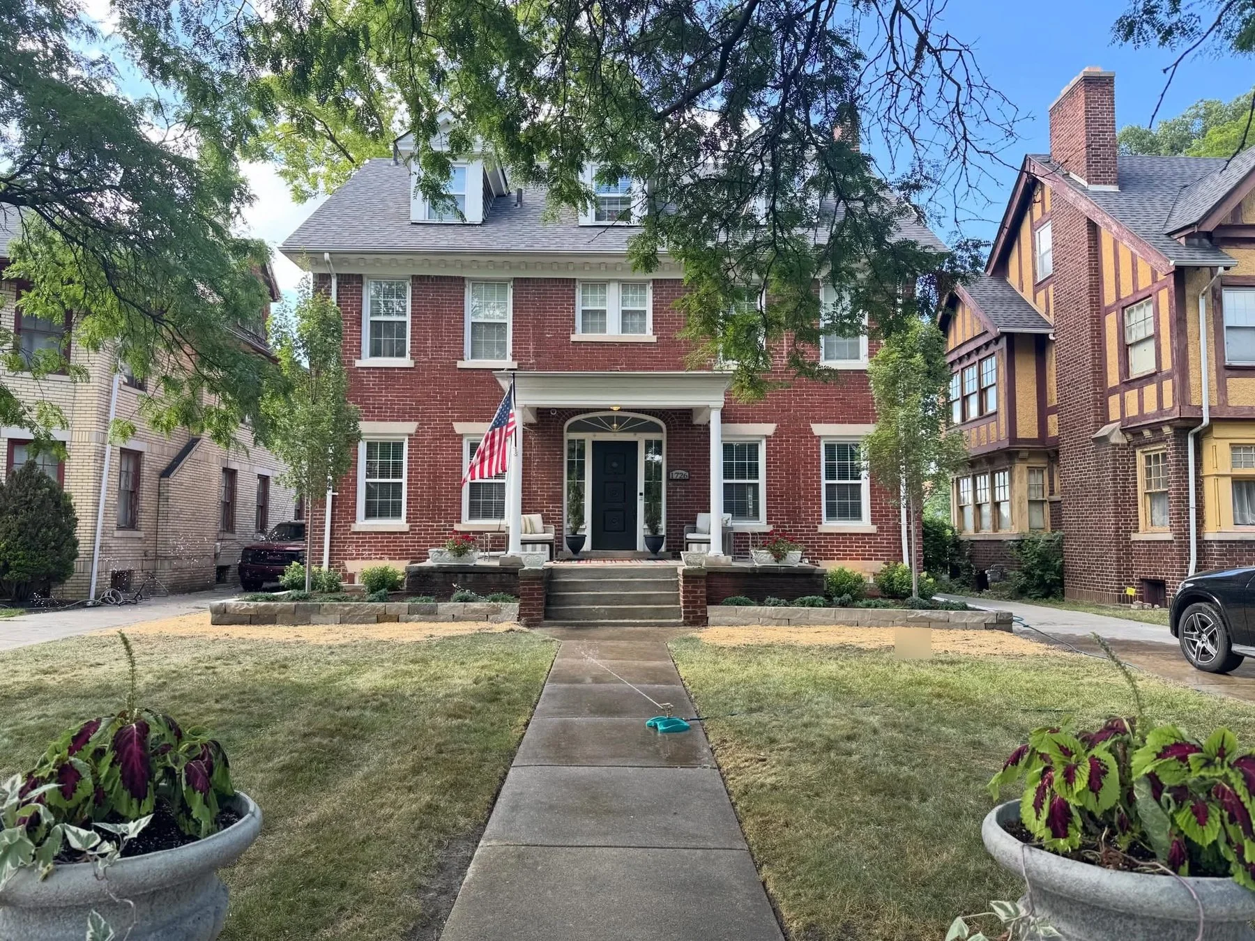 The Meeks House after the front landscape project